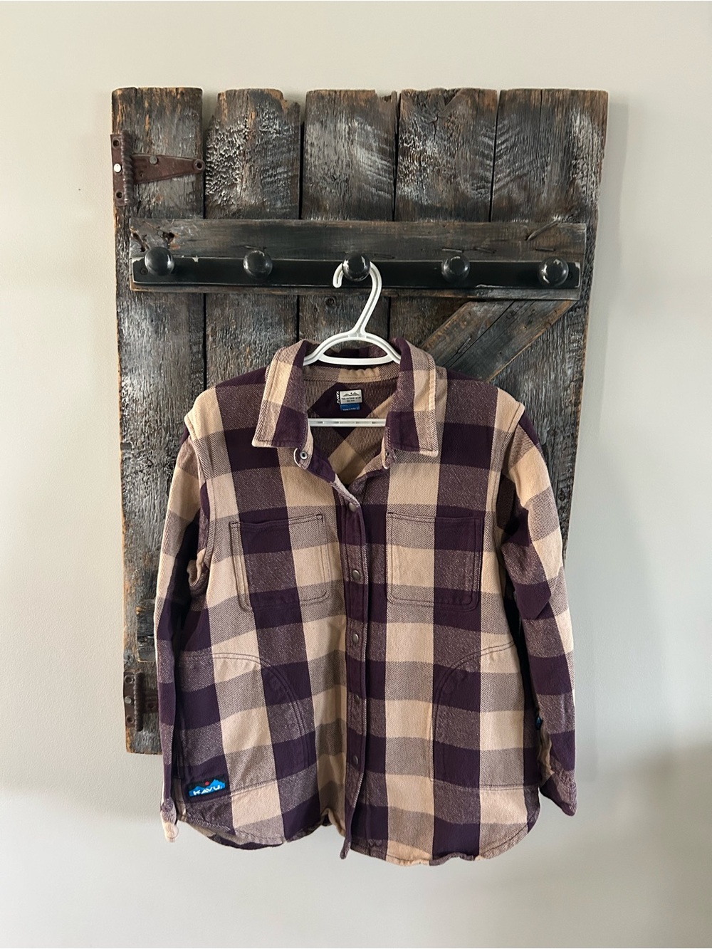 Women's Kavu Plaid Snap Button Shirt Jacket w/Side Pockets - Purple / Beige